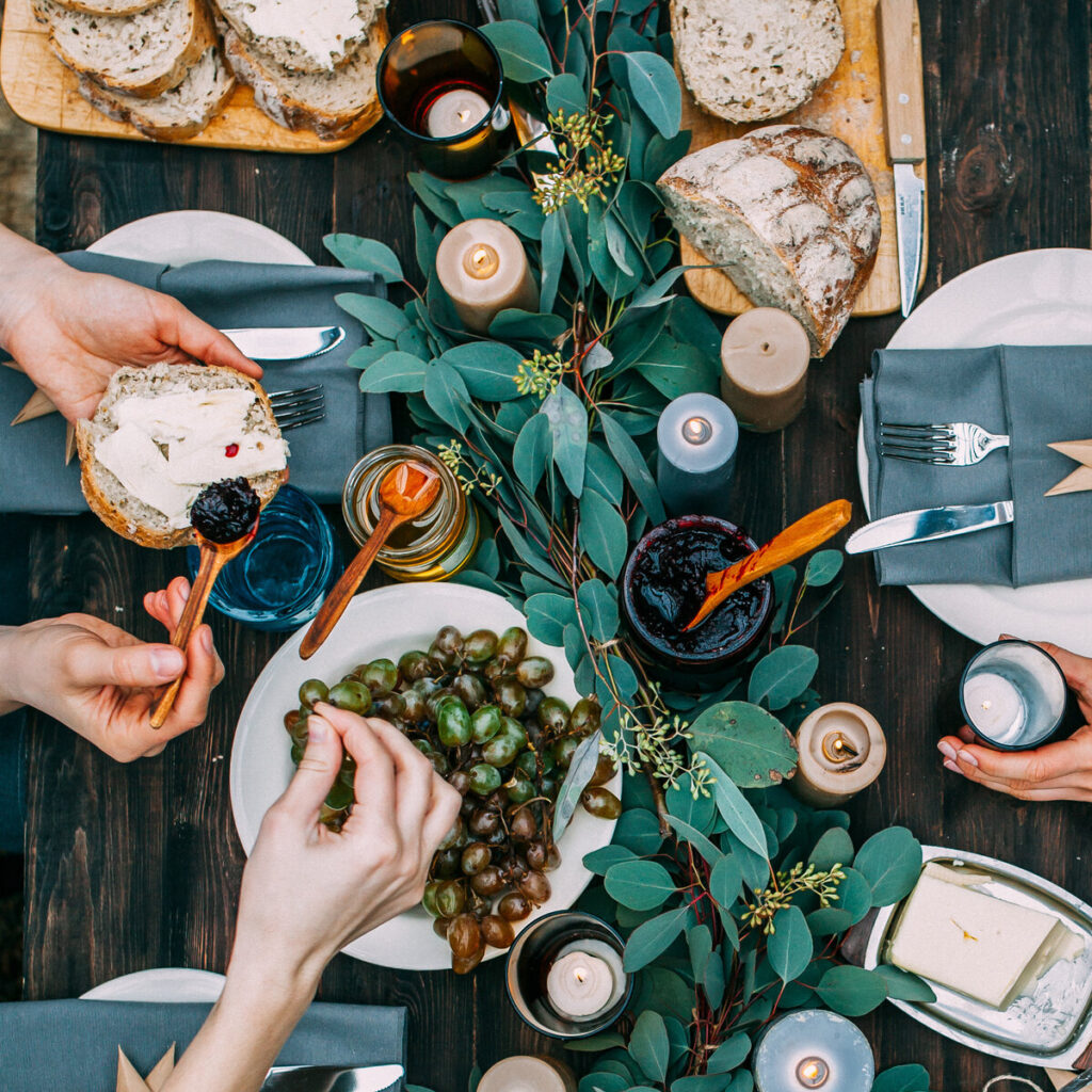 A Foodie’s Guide to the Clifts Cove Dining Scene: Hidden Gems, Local Traditions, and Must-Try Bites